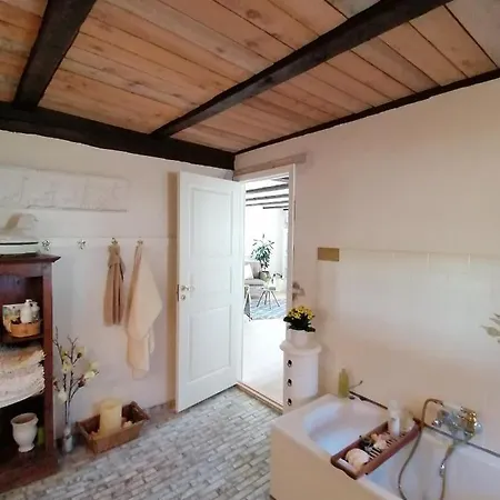 Byens Rareste Bed and Breakfast *